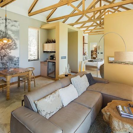 The Olive Exclusive All-Suite Hotel Windhoek Bagian luar foto