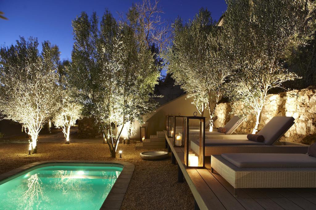 The Olive Exclusive All-Suite Hotel Windhoek Bagian luar foto