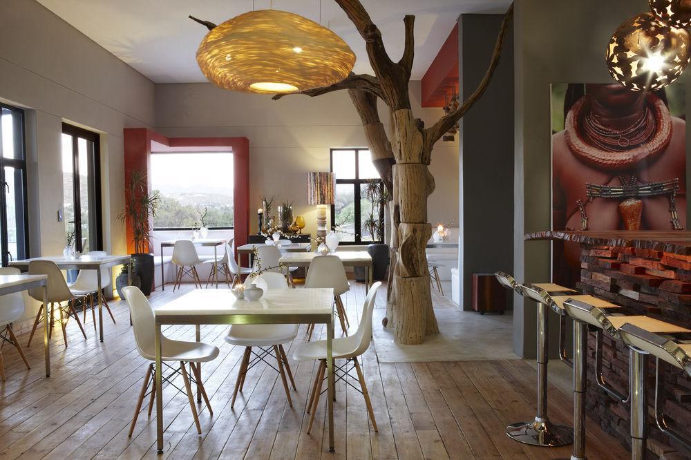 The Olive Exclusive All-Suite Hotel Windhoek Bagian luar foto