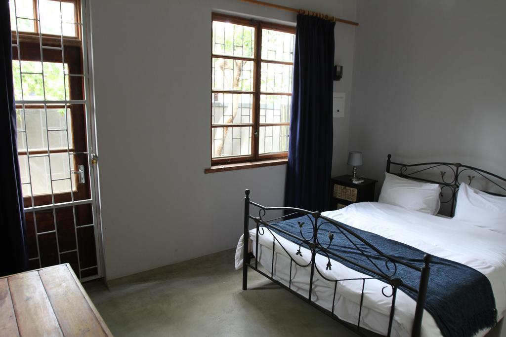 The Olive Exclusive All-Suite Hotel Windhoek Bagian luar foto