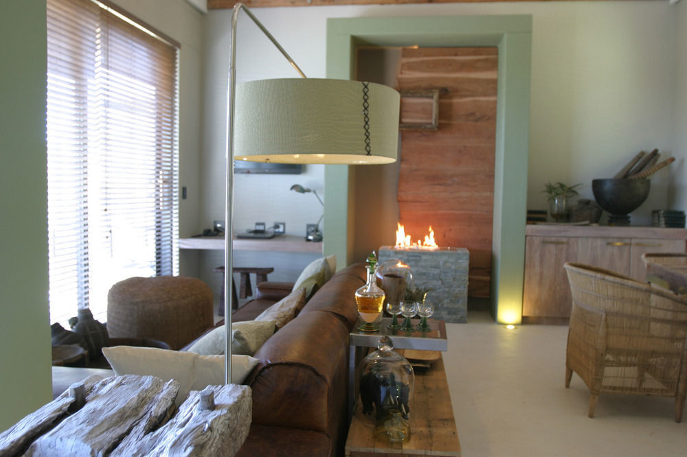 The Olive Exclusive All-Suite Hotel Windhoek Bagian luar foto