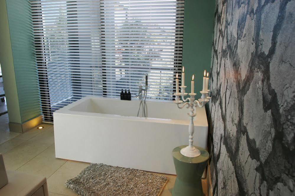 The Olive Exclusive All-Suite Hotel Windhoek Bagian luar foto