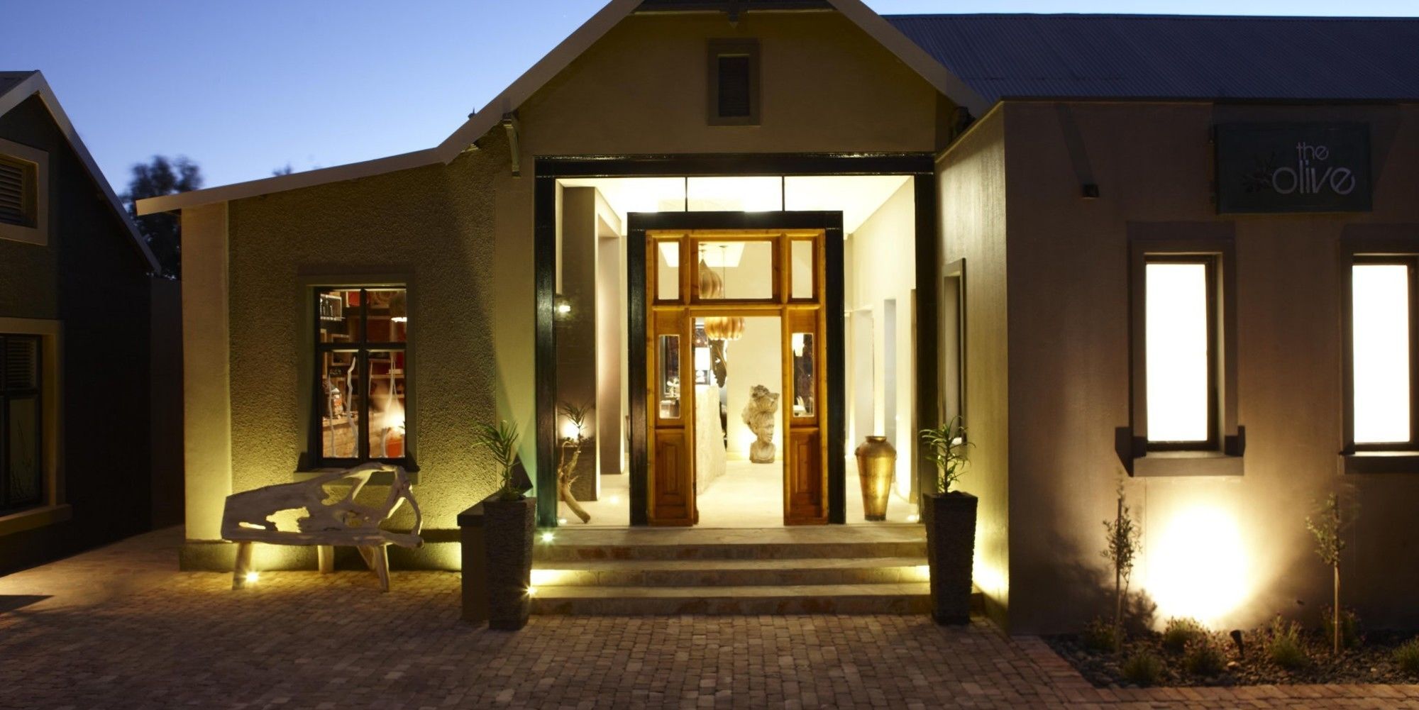 The Olive Exclusive All-Suite Hotel Windhoek Bagian luar foto